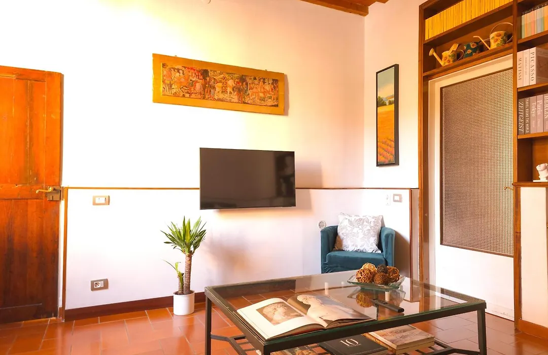 La Fonderia Charme Oltrarno - Apartment With Private Patio-1